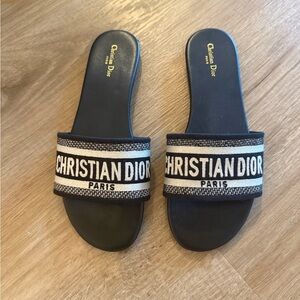 Designer Like Navy and White Slides